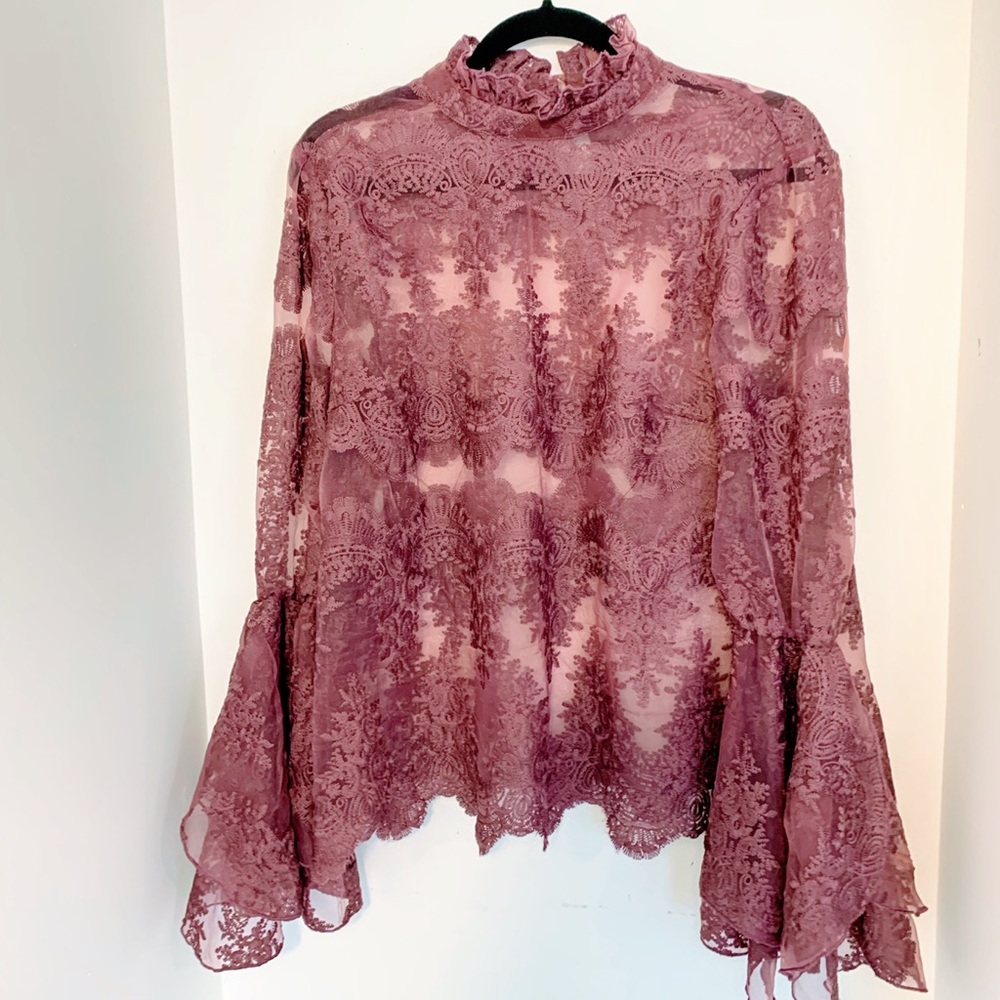 Vintage lace shirt. Large